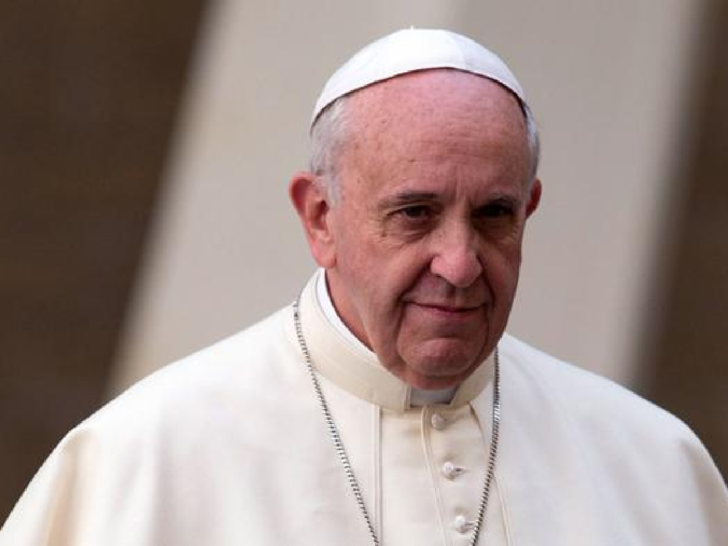 Vaticano: El Papa se presentó en la embajada rusa para intentar mediar en el conflicto