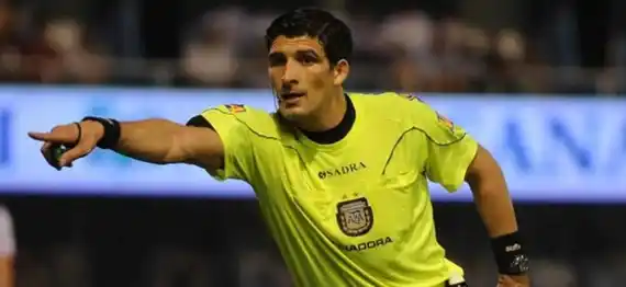 "Gracias a lo que me pasó, hoy soy el árbitro que soy", evaluó Merlos