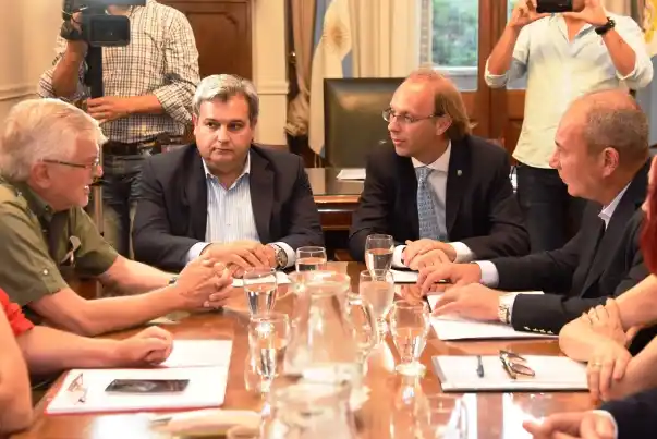 El gobierno garantizó que ningún agente cobrará menos de 10 mil pesos de bolsillo