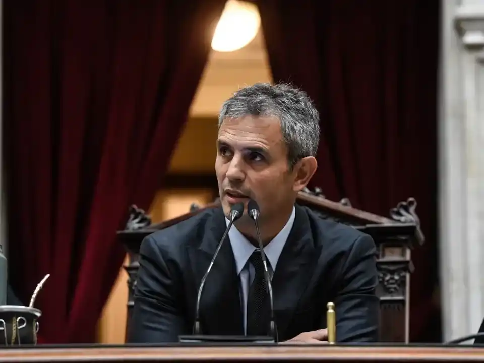 Martín Menem cruzó a la oposición por querer subir las jubilaciones: “Quieren romper el equilibrio fiscal”