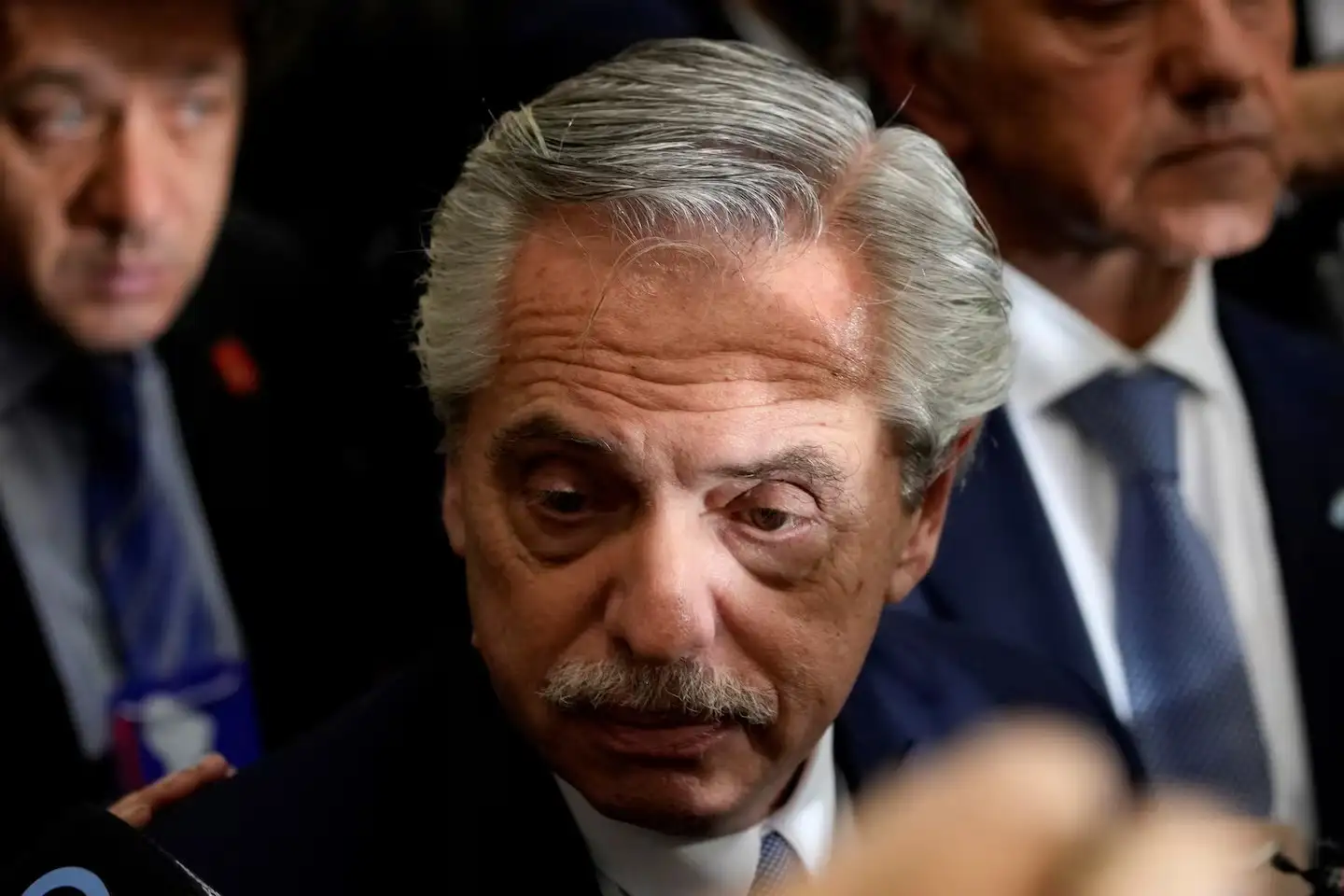 El fiscal ya cuenta con una copia certificada de los mensajes que fueron incluidos en la demanda.
