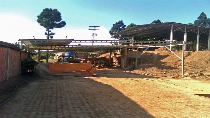 ¡ACCIDENTE FATAL! Mujer pierde la vida al quedar atrapada en una trituradora de arcilla, en Táchira