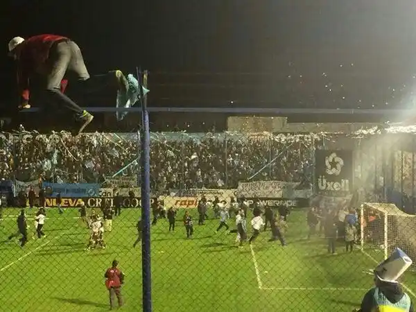 En un partido infartante, Temperley ascendió a la B Nacional al vencer a Platense por penales