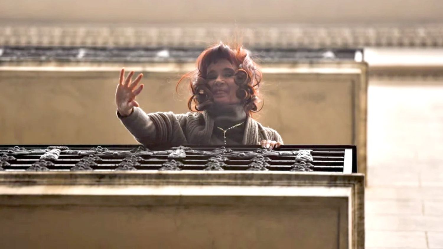 Cristina Kirchner ya está utilizando la tobillera electrónica: cómo funciona el dispositivo