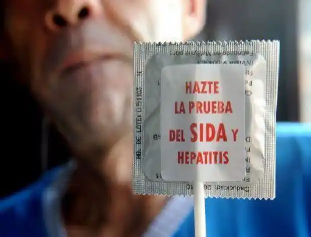 Acciones de prevención del Hospital Centenario contra la Hepatitis Viral