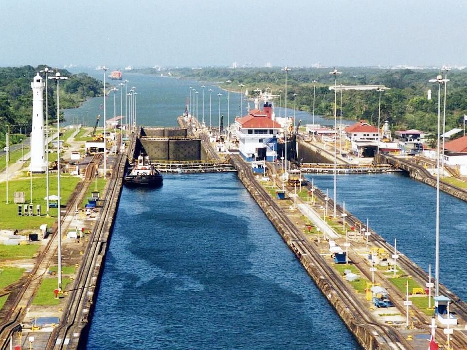 “El canal de Panamá es de Panamá y seguirá siendo de Panamá”