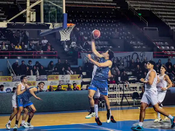 Unión busca su primera victoria