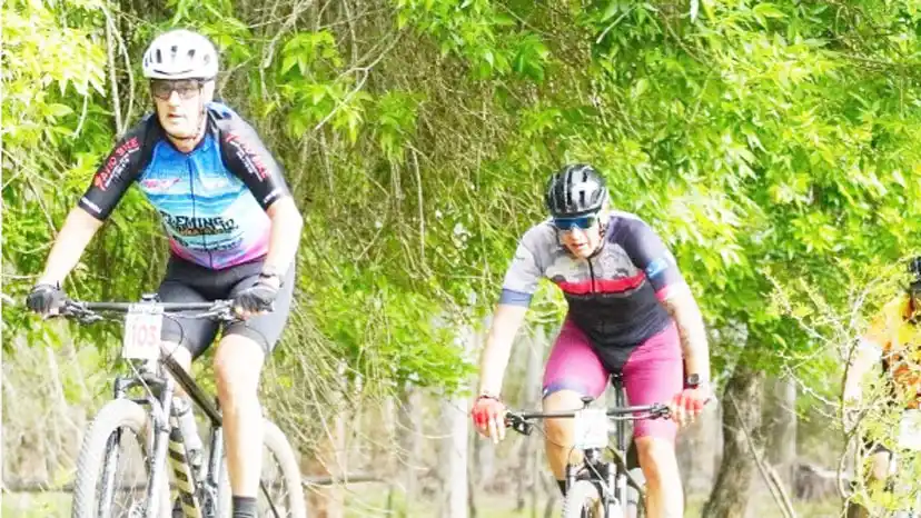 Labriola y Cabrera se consagraron campeones del Mountain Bike concordiense