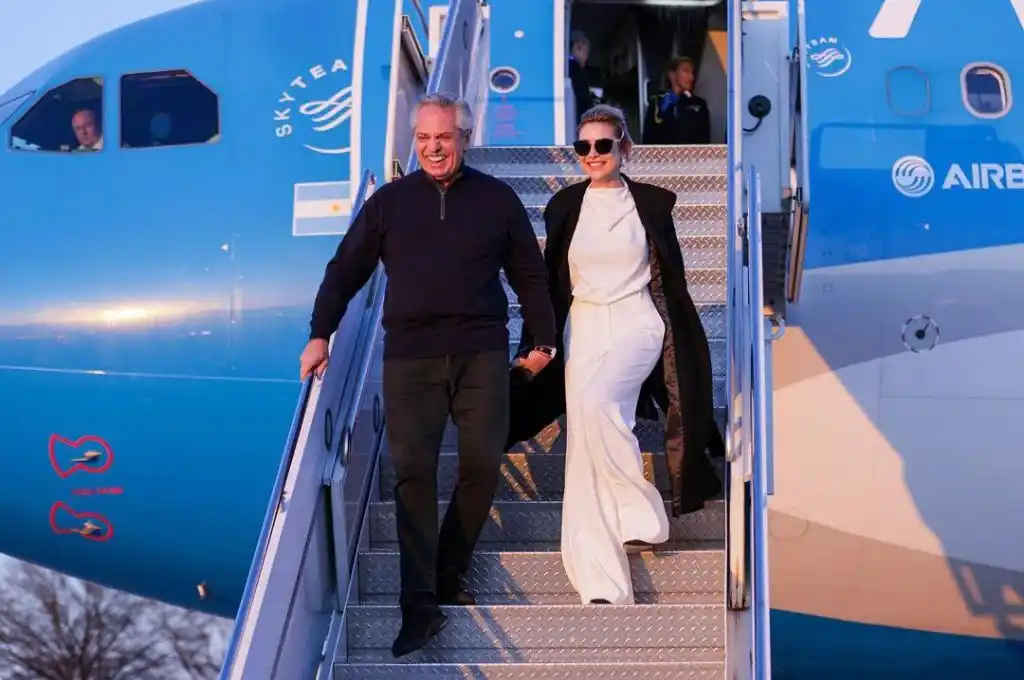 Se conocieron los altos costos y comitivas de los viajes que realizó Fabiola Yáñez como “primera dama” y se desató un escándalo