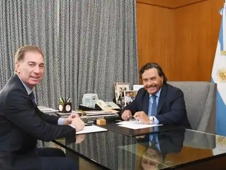 Santilli teje acuerdos con Gobernadores en un escenario de urgencias