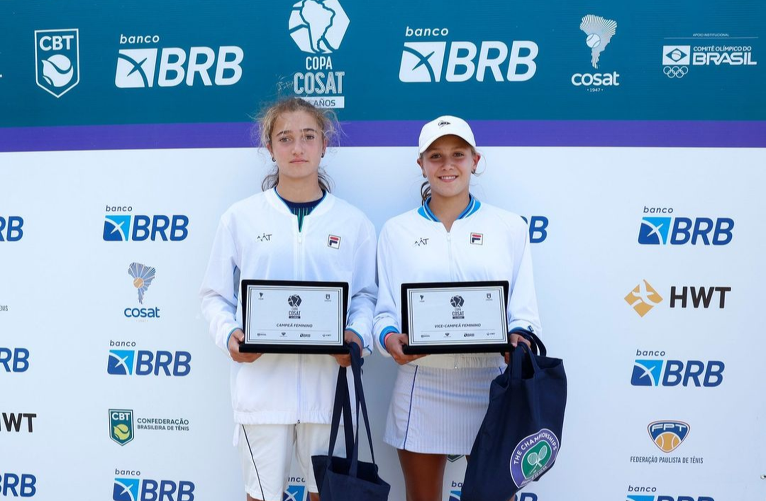 Tras clasificar a Wimbledon, Candela Vázquez coronó su participación en Brasil con el título