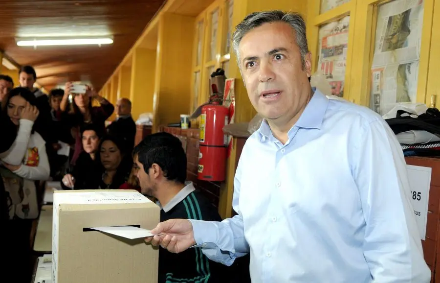El oficialismo busca eliminar las PASO presidenciales