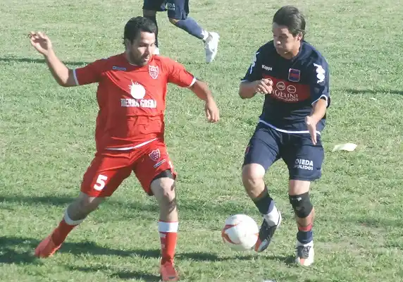 Sud América copó Larroque y quedó a un paso del título