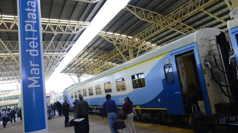 Se restauró el servicio de tren con adicionales 