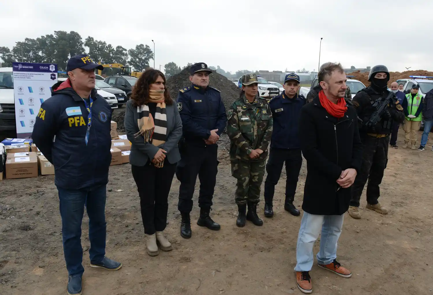 Policia,quema de marihuana - 12