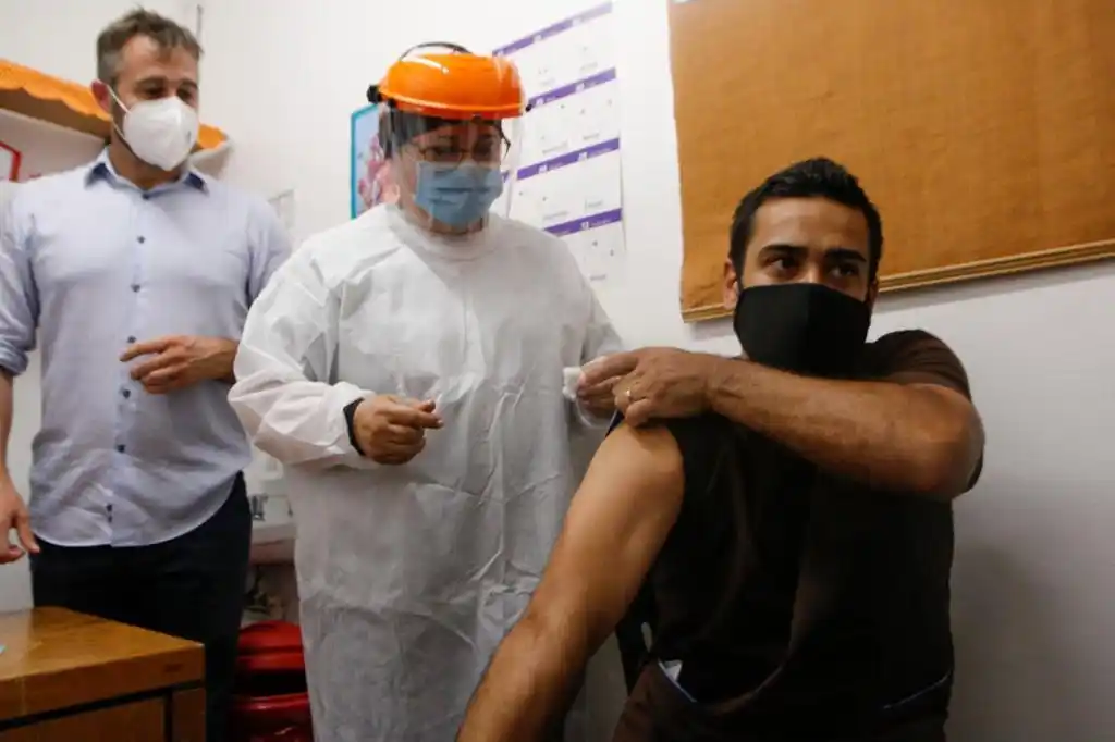 Vacunación Covid en Pilar: "Hoy es un día histórico que nos llena de esperanzas", consideró el intendente Achával