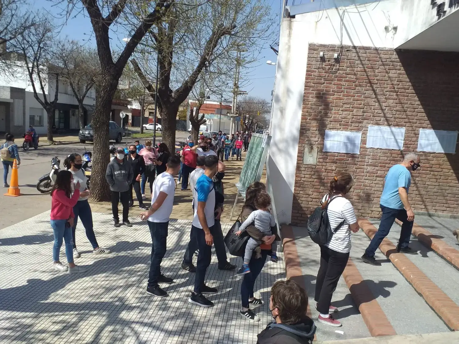 Votación en el Colegio Industrial de Venado Tuerto. Foto: Sur24