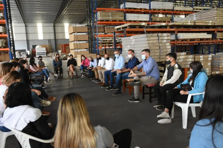 Más de 20 jóvenes ingresan a trabajar en empresas locales: todos los detalles
