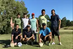 El campeón del mundo de footgolf pasó por Tandil y desafió a los serranos