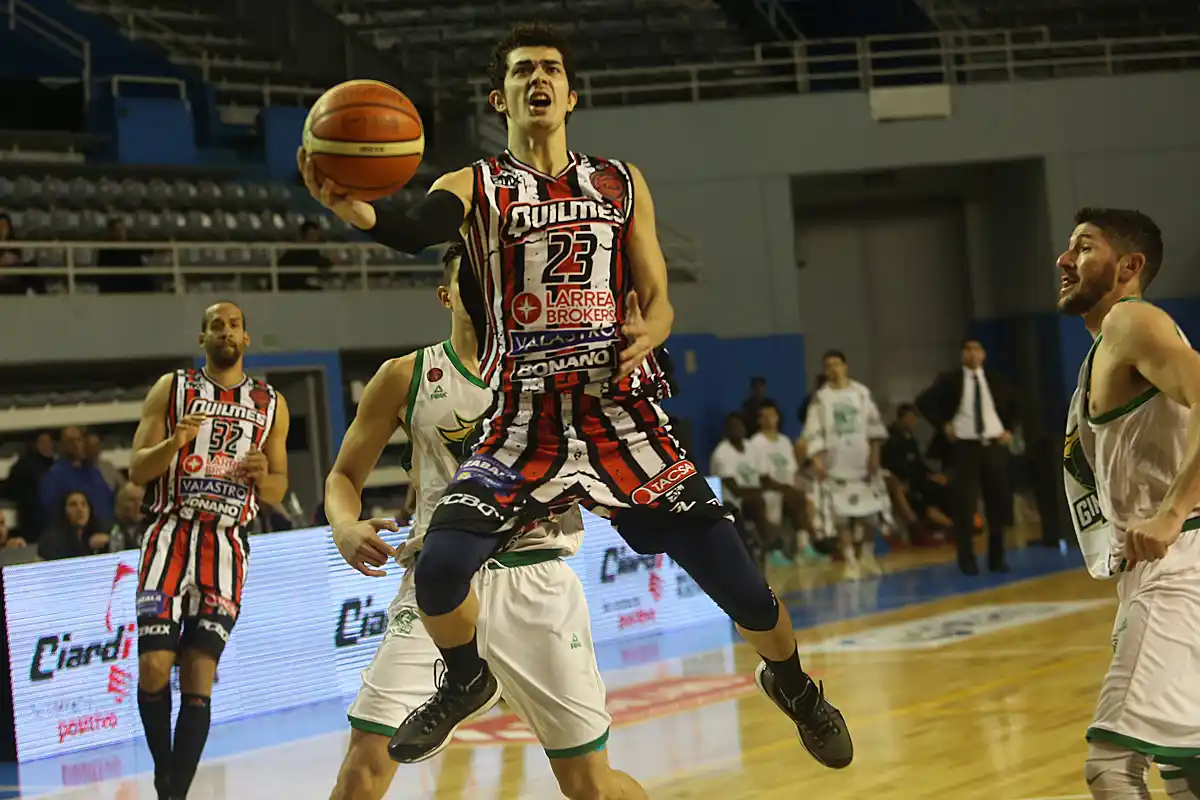 Quilmes ganó con un último cuarto arrollador