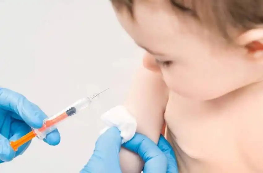 Tras una larga espera, ya se aplican las vacunas contra el meningococo