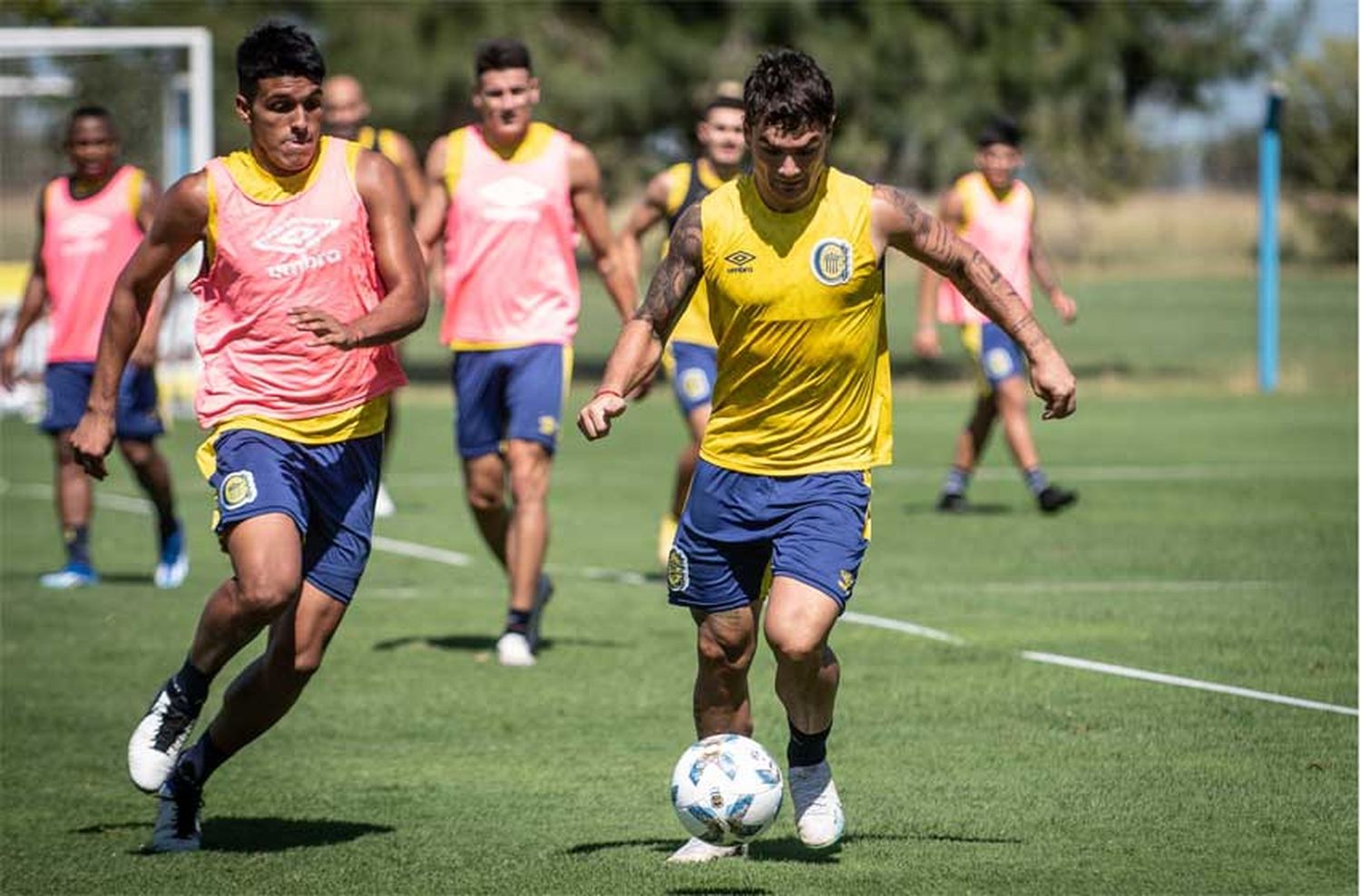 Alarma canalla: por la baja de Damián Martínez, Russo deberá meter mano en el equipo para visitar a Huracán