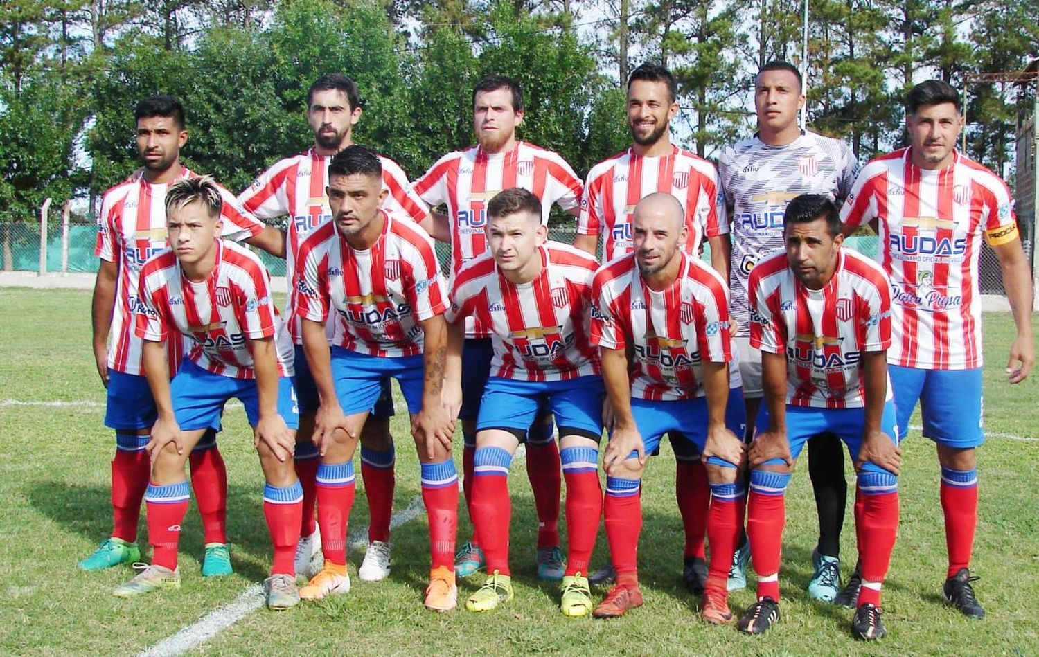 Libertad será local ante Atlético Uruguay. El �SSanto⬝ visita en Villa Elisa a San Jorge