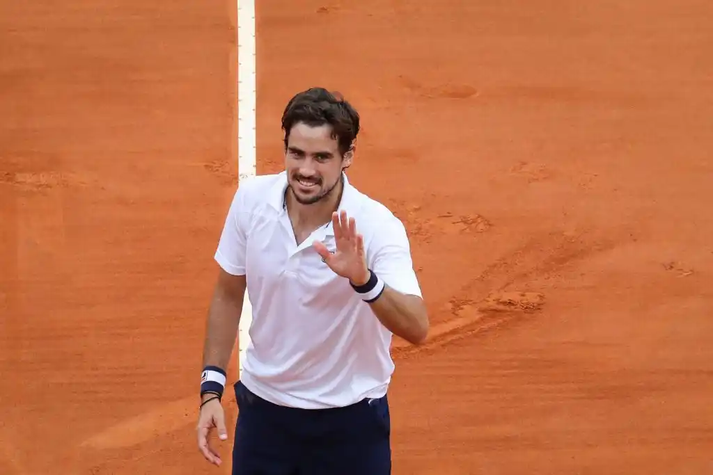 Pella se metió en octavos de final