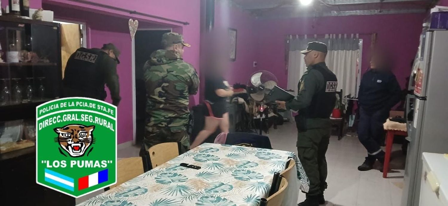 Allanamientos simultáneos por abigeato: “Los Pumas” recuperaron 7 vacas junto a la Policía Rural de Buenos Aires