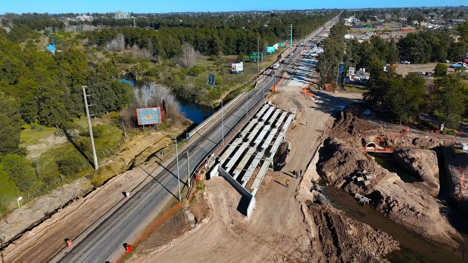 Avanza la obra de ensanchamiento de avenida Newbery en zona noroeste