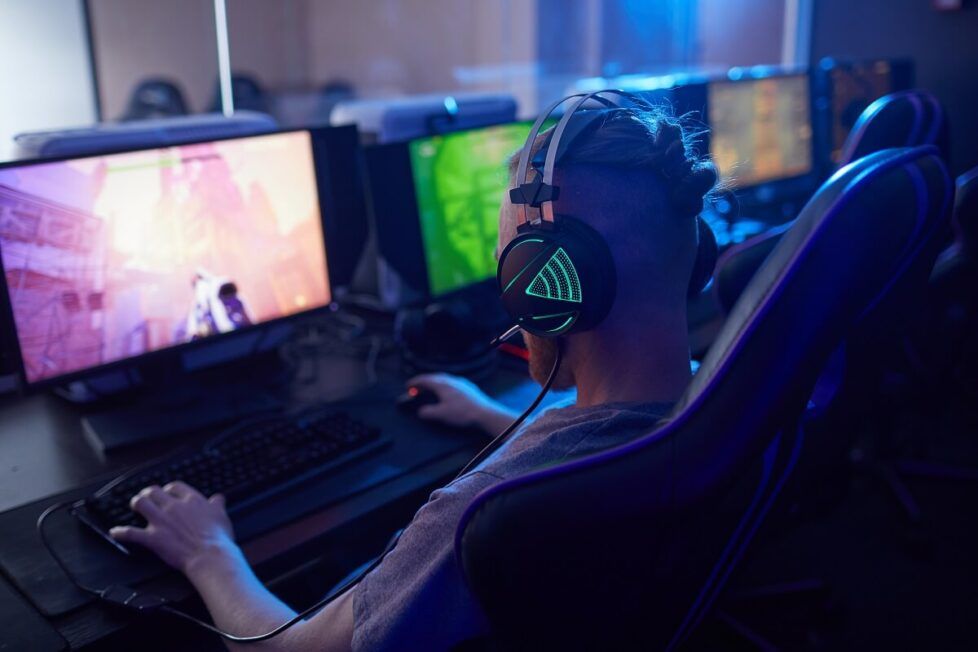 La campaña que expone la violencia machista en el mundo de los videojuegos