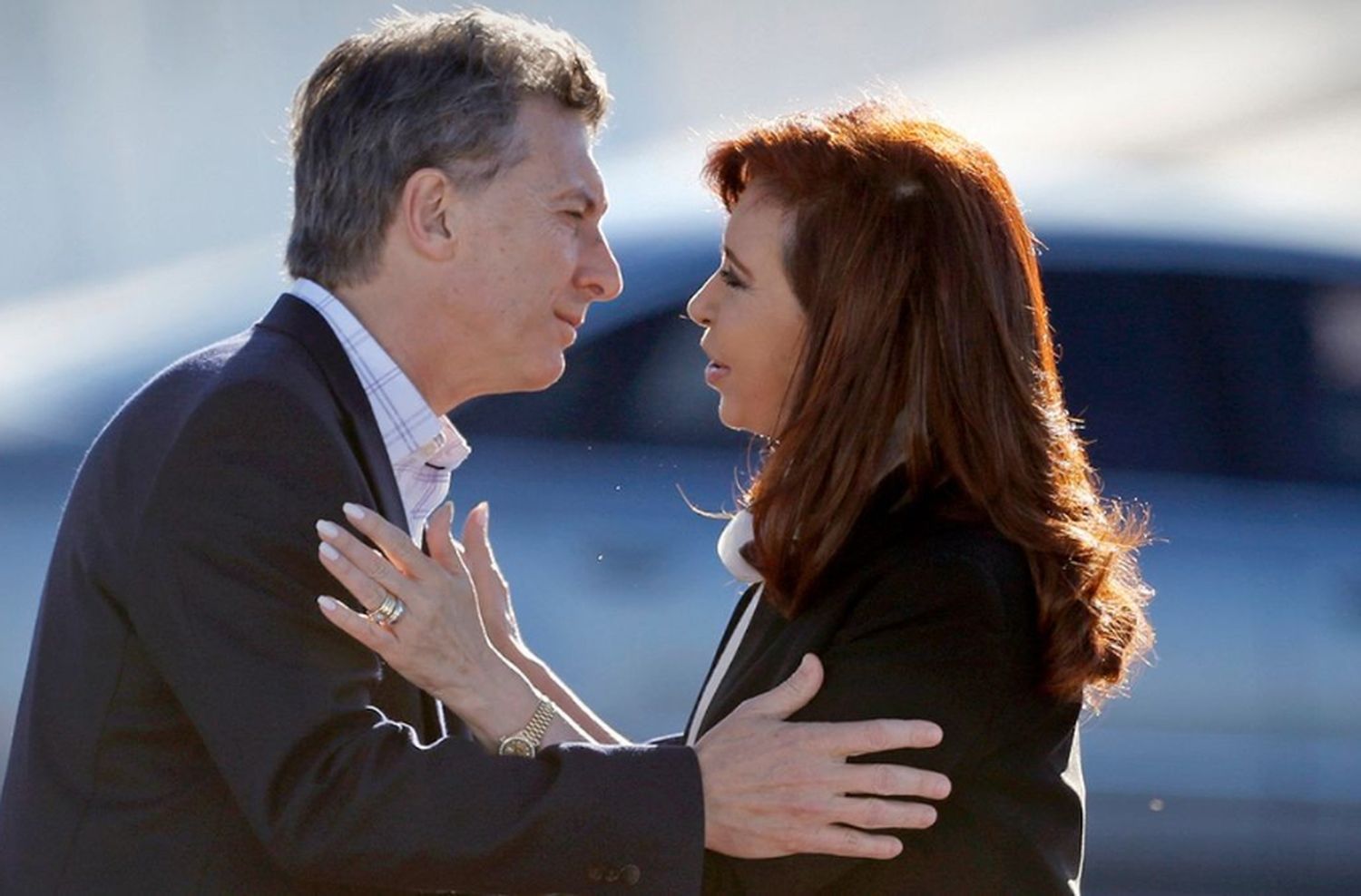 Macri le envió sus condolencias a Cristina por la muerte de su madre