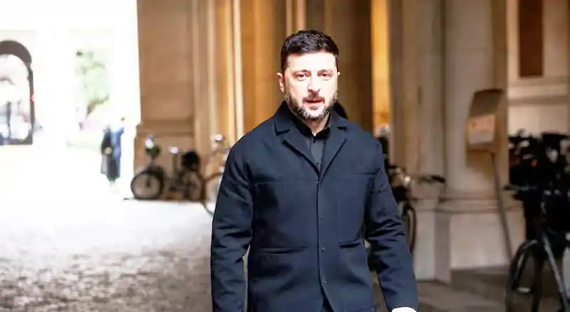 Zelensky llegó a Berlín para discutir con EEUU y Europa el plan de paz de Trump para Ucrania