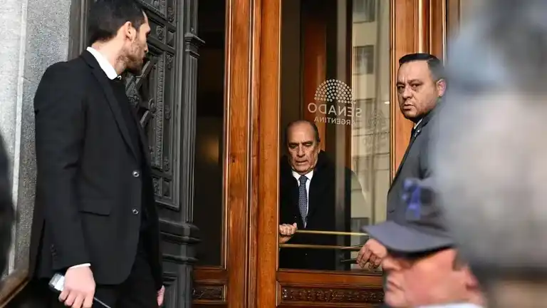 Guillermo Francos destrabó la negociación en el Senado y el Gobierno anunció que tiene los dictámenes