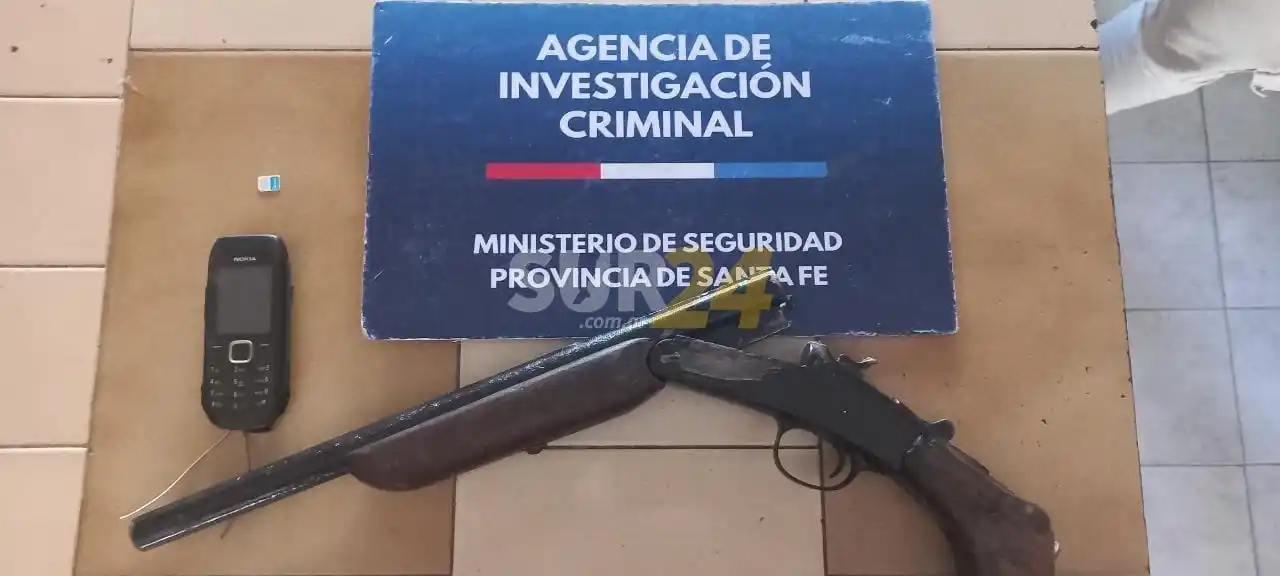 Allanan vivienda de barrio Malvinas Argentinas y secuestran un arma