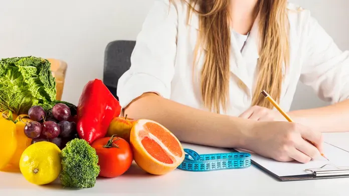 Día de los nutricionistas: ¿cómo funciona el servicio del Hospital Centenario?
