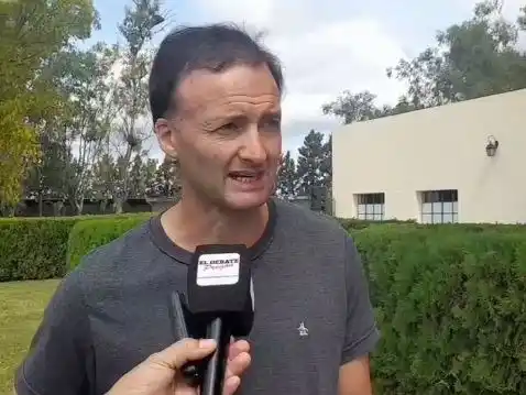 Víctor Cúneo asumió en la presidencia del Jockey Club