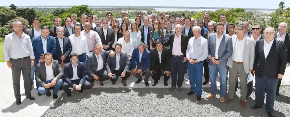 La Liga de Intendentes Justicialistas apuntó contra Frigerio: “Promete hacer lo que nunca hizo”