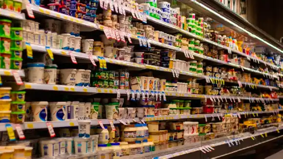 Los precios de los alimentos vuelven a subir y preocupa el impacto de tarifas en la inflación de junio