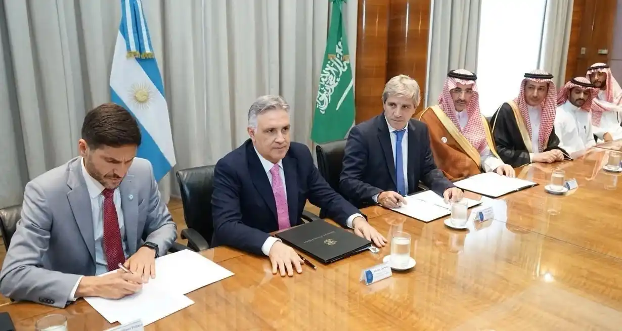 Como contrapartida, los gobernadores suscribieron los contratos de contragarantía con Nación. Foto: GSF