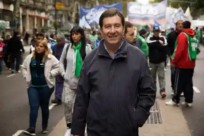 Fito Aguirre: "Para ellos el trabajo es para favorecer el consumo, para nosotros es un proyecto de vida"
