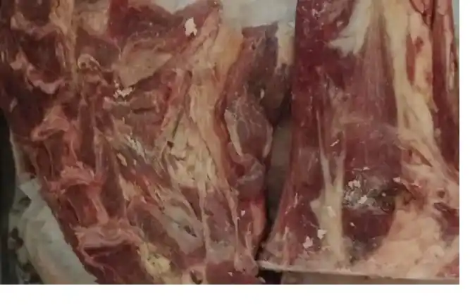 Entraron a robar a una carnicería, se llevaron el cambio de la caja y diez kilos de carne