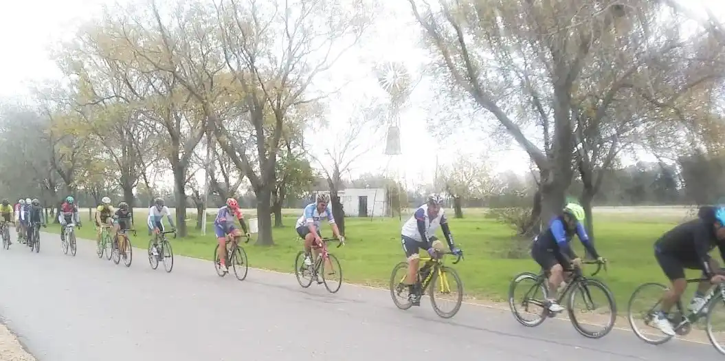 Ciclismo: Inició el campeonato “Otoño – Invierno”