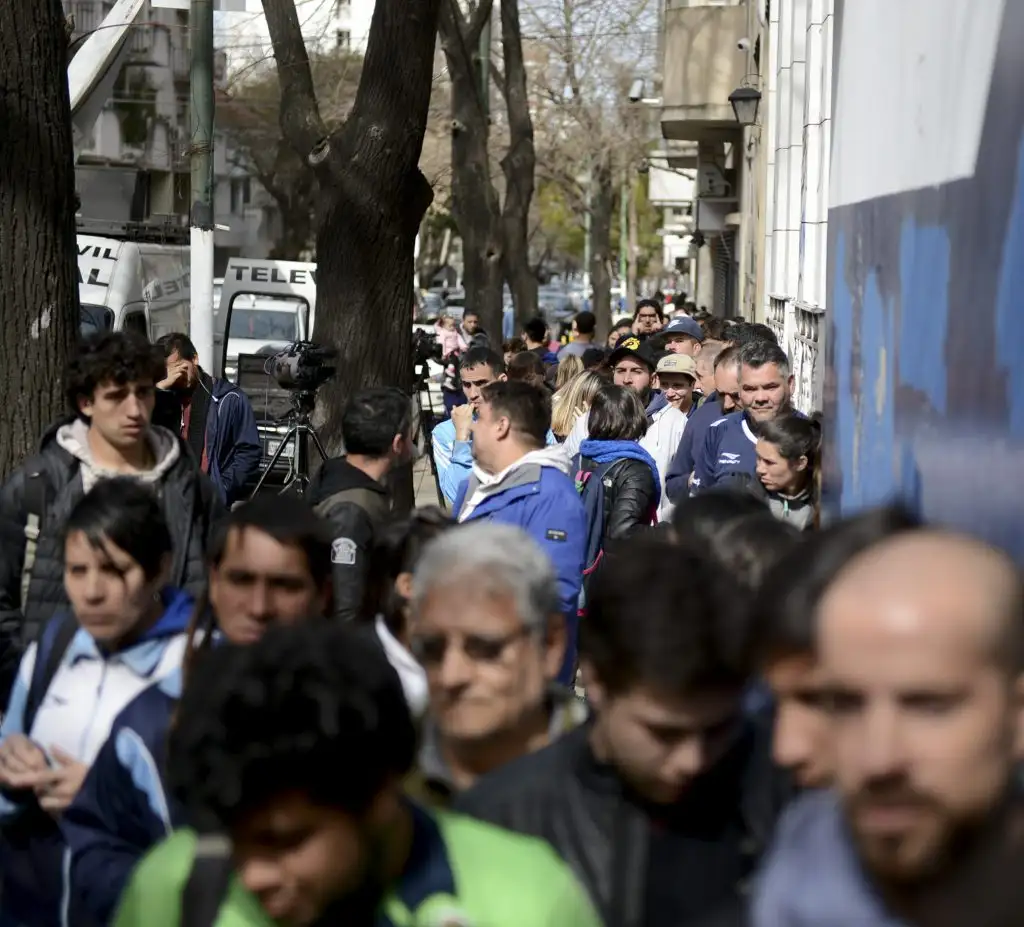Platenses esperan que la manía por Diego genere un boom turístico