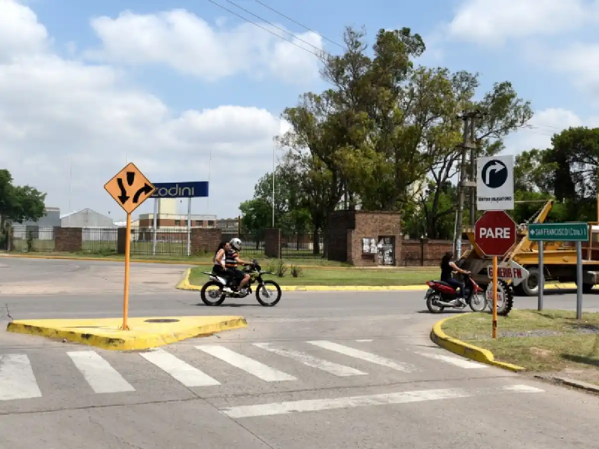 Proponen puentes peatonales para avenidas con alto tránsito