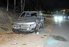 Accidente y vuelco a orillas del Lago