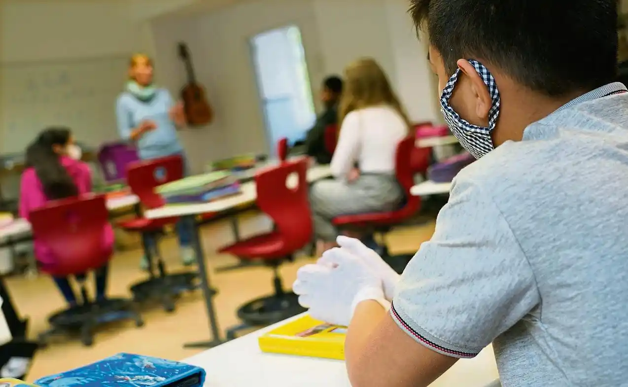 Vuelven a las clases presenciales en nueve provincias 