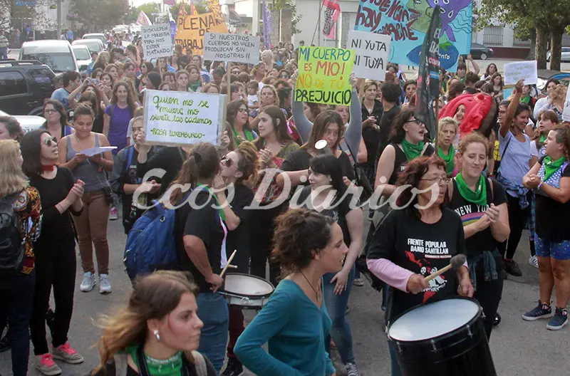 Plenario, marcha, actos y paro en el Día de la Mujer
