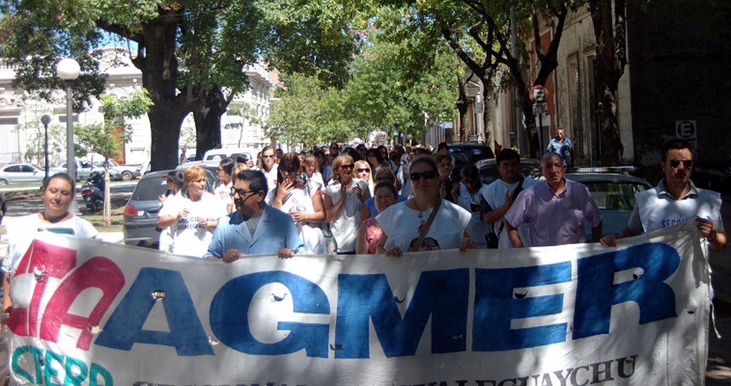 Docentes anticiparon que no aceptarán un 25 % de aumento