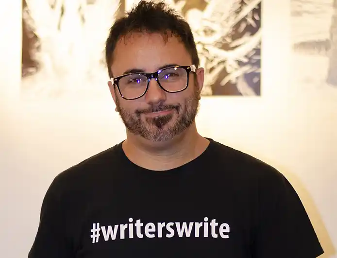 Leandro Paolini Somers presenta su novela “Deus Ex Imperium”
